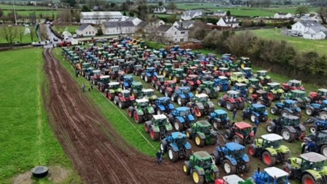 Tractor run in memory of Seán Clear. Image source: Ella Clear