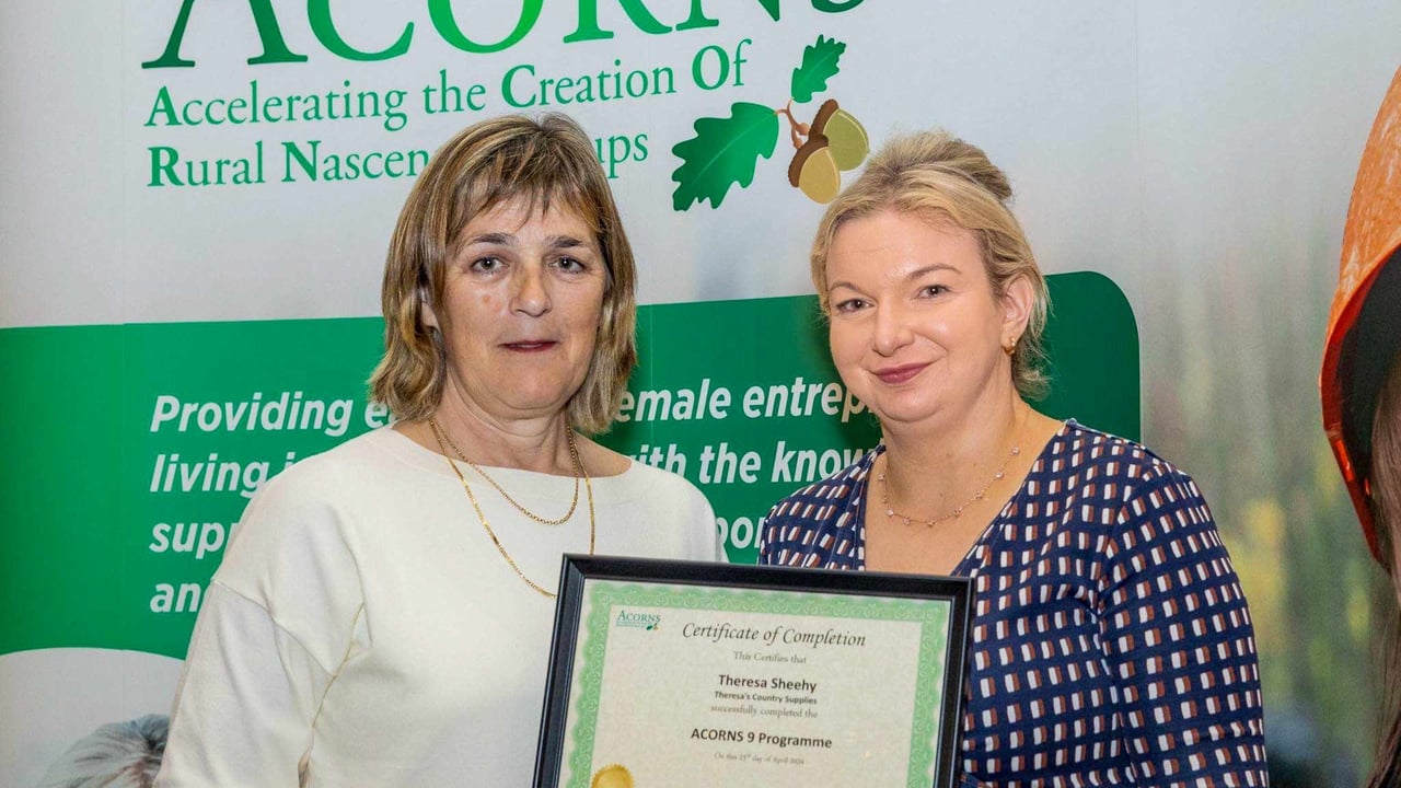 L-r: Higher executive officer, Department of Agriculture, Food and the Marine, Clare Gormley handing Theresa Sheehy her certificate of completion for the ACORNS programme