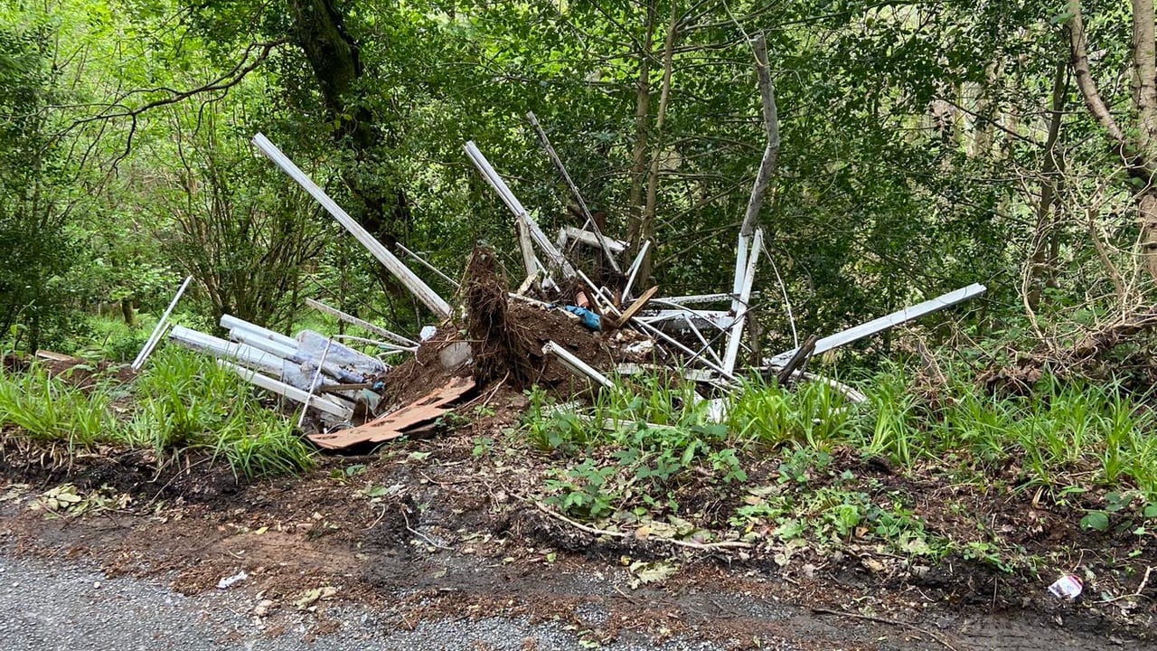 Illegal dumping leads to temporary road closure in Wicklow
