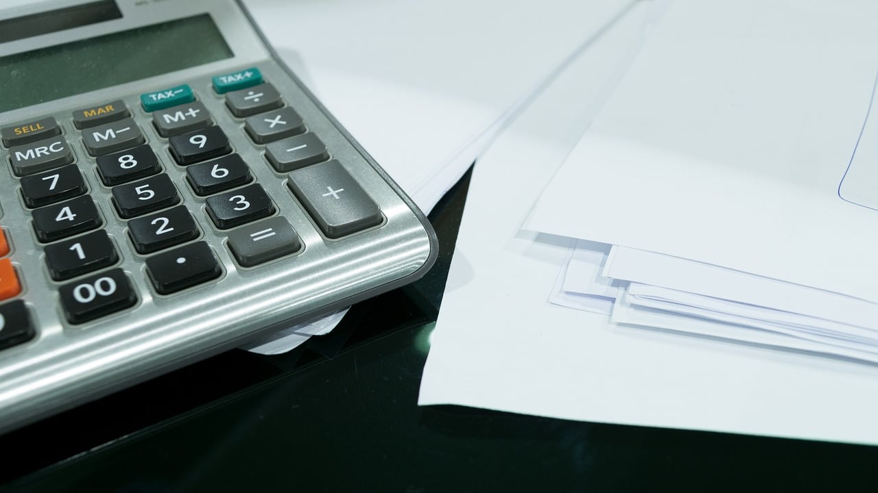 Tánaiste to raise 'VAT rebate question' with Minister for Finance