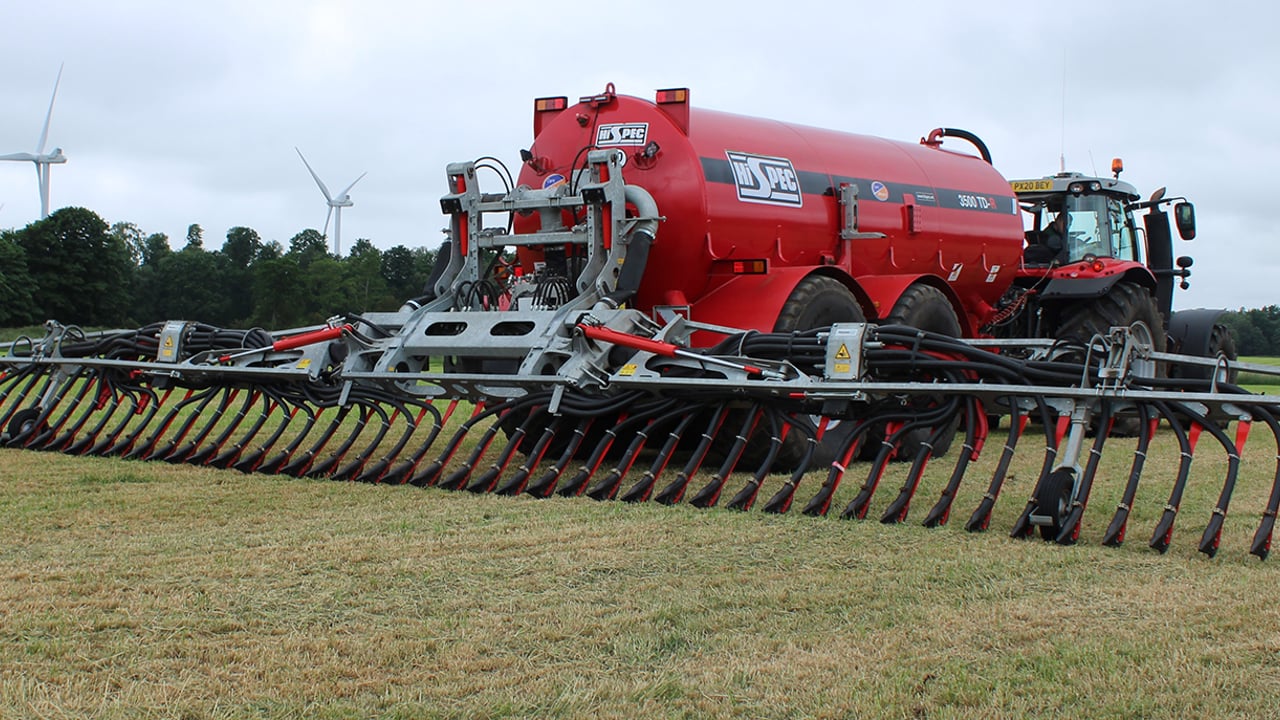 Tyrone farmer on simplicity of Vogelsang's ExaCut ECQ macerator