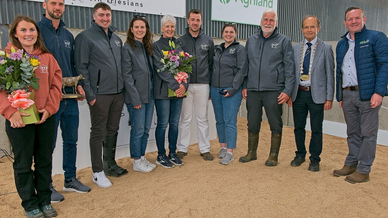 The Doran Family were presented with an appreciation award by the IHFA President, John O'Sullivan and chief executive, Laurence Feeney Source: IHFA