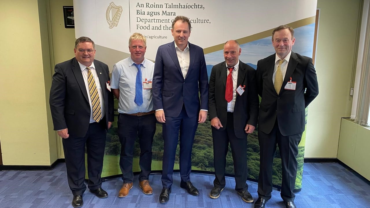 (L-R) ICSA general secretary Hugh Farrell, ICSA tillage chair Gavin Carberry, Minister for Agriculture, Food and the Marine Charlie McConalogue, ICSA president Sean McNamara and ICSA beef chair John Cleary 