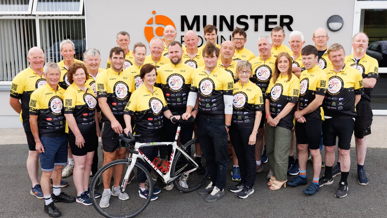 Yesterday's official launch of the forthcoming Jeremiah Ronayne Memorial Cycle fundraiser which will span from Malin Head in Donegal to Mizen Head in Cork to raise funds for Marymount Hospice. Pictured here are  Jeremiah’s immediate family and his local farmer friends who are taking on this fundraising challenge