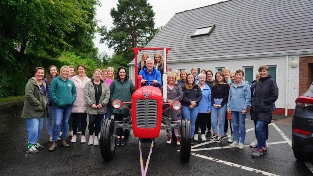 50 women tackle tractor pull for hub project