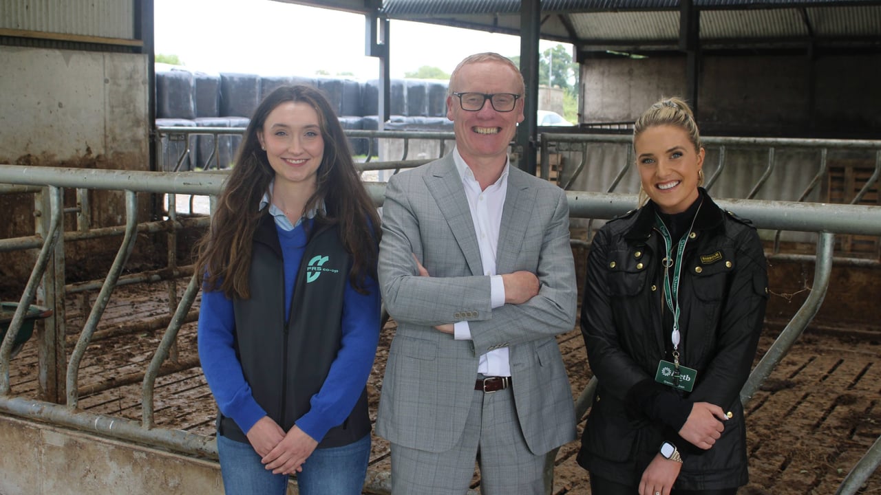 L-r: Training co-ordinator, FRS Farm Services, Helena Silke; Group CEO, FRS co-op, Colin Donnery; Contract training officer, LOETB, Gráinne McGrath. Image source: Cogency