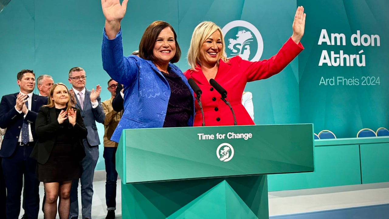 (L-R) Sinn Féin leader, Mary Lou McDonald together with vice president of Sinn Féin and NI First Minister, Michelle O’Neill Source: Sinn Féin