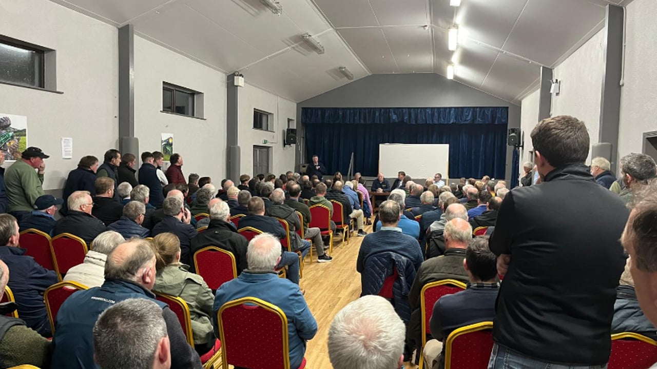 Farmers at the IFA meeting at Upperchurch discussing the splash plate ban. Image: Joseph Kelly