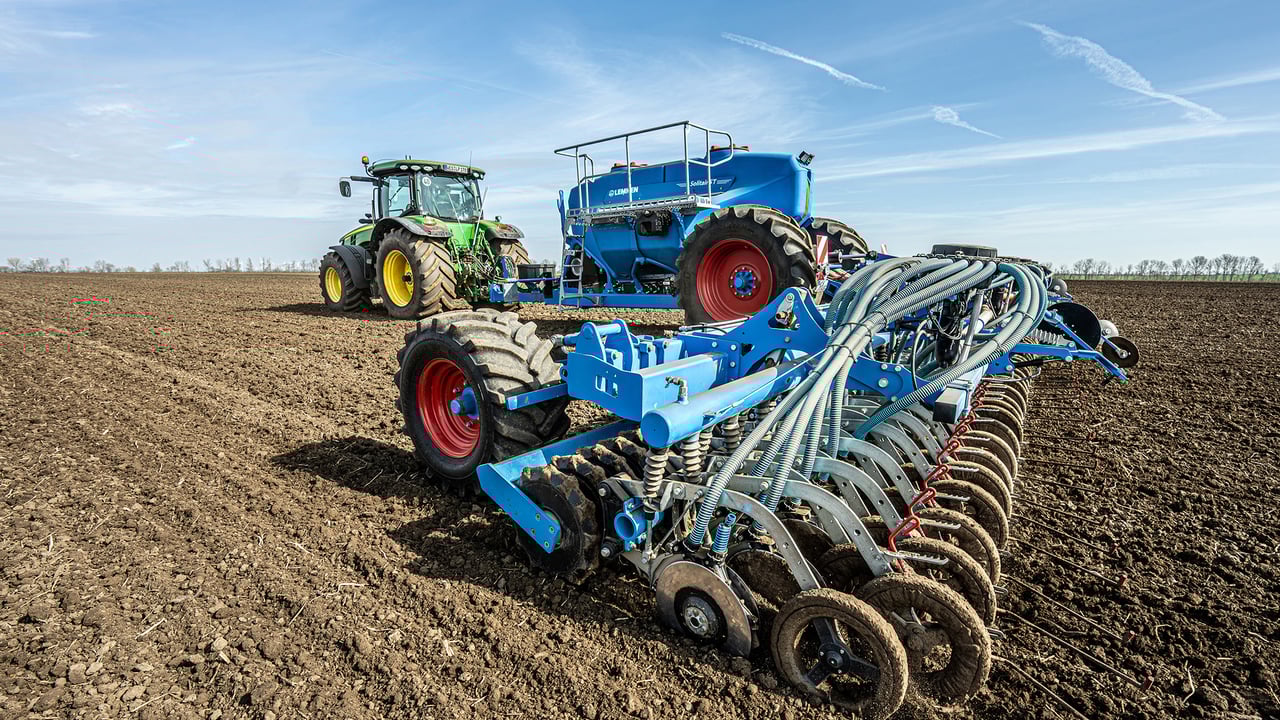Big drill for large farms from Lemken