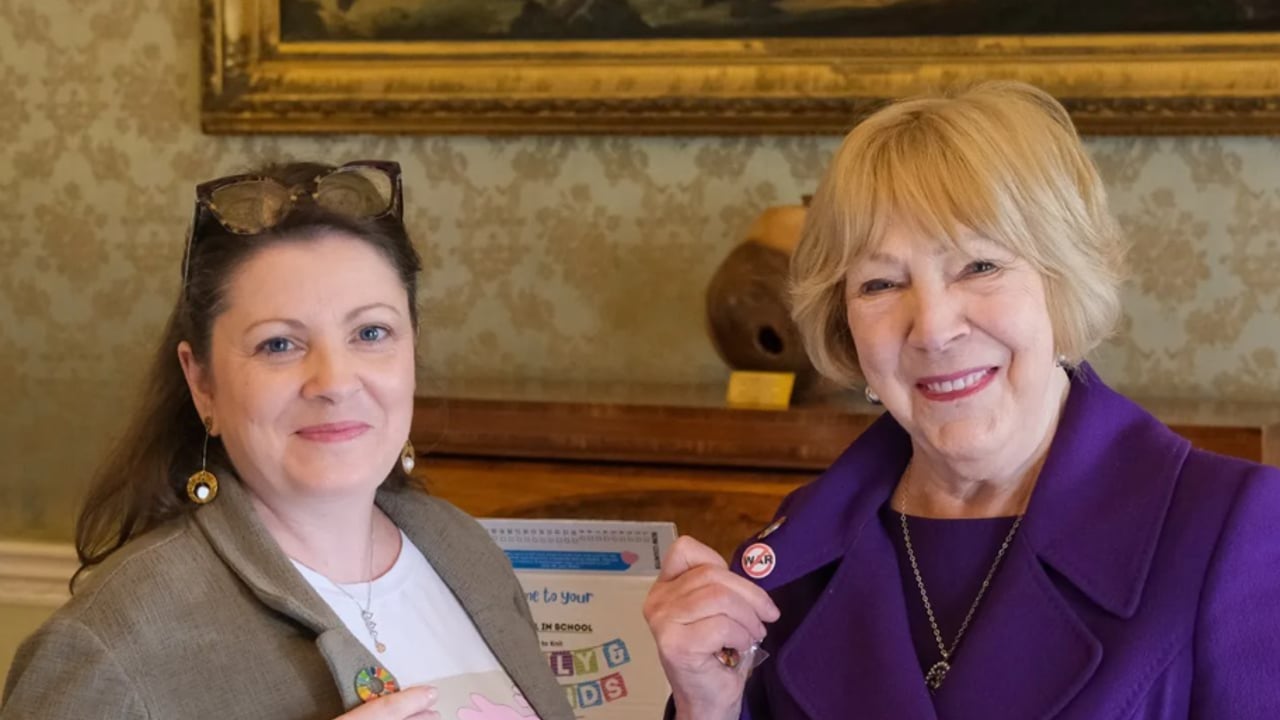 Lorna McCormack, director of Wool in School with Sabina Higgins. Image: Áras an Uachtaráin