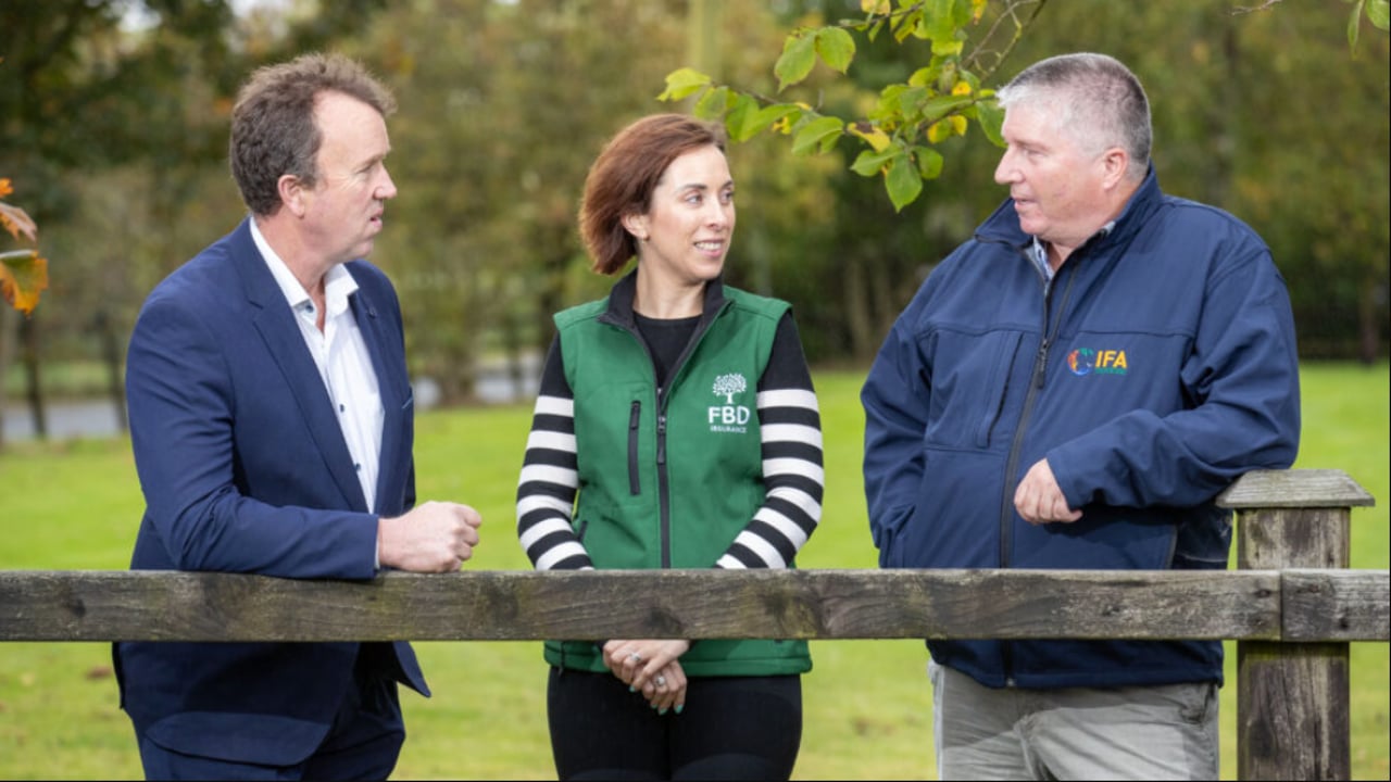 L-r: Martin Stapleton, chair of the Paddy Fitzgerald Trust Memorial Awards 2024,; Melissa O’Donoghue, FBD; and IFA Munster regional chair Conor O’Leary at the launch of the Paddy Fitzgerald Awards 2024. Image source: Finbarr O'Rourke