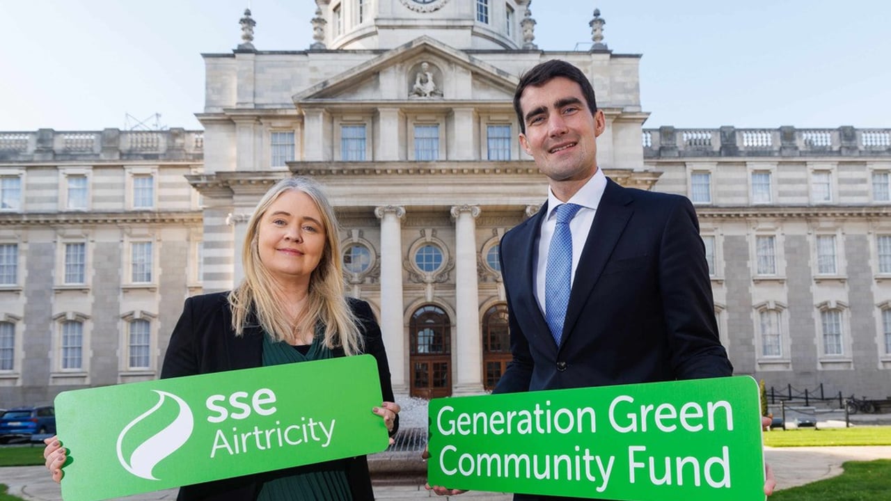 Minister for Finance Jack Chambers and SSE Airtricity managing director Klair Neenan. Image: Damien Eagers/Julien Behal Photography