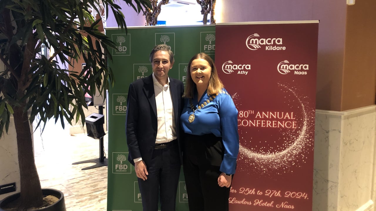 Taoiseach Simon Harris and Macra president Elaine Houlihan