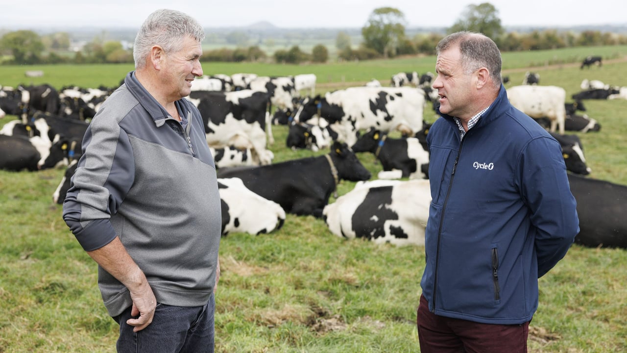 John Hanrahan, Limerick and James Manley, Country Manager Ireland CycleØ