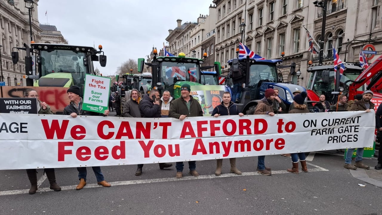 Tractors and farmers' protest bring central London to near standstill