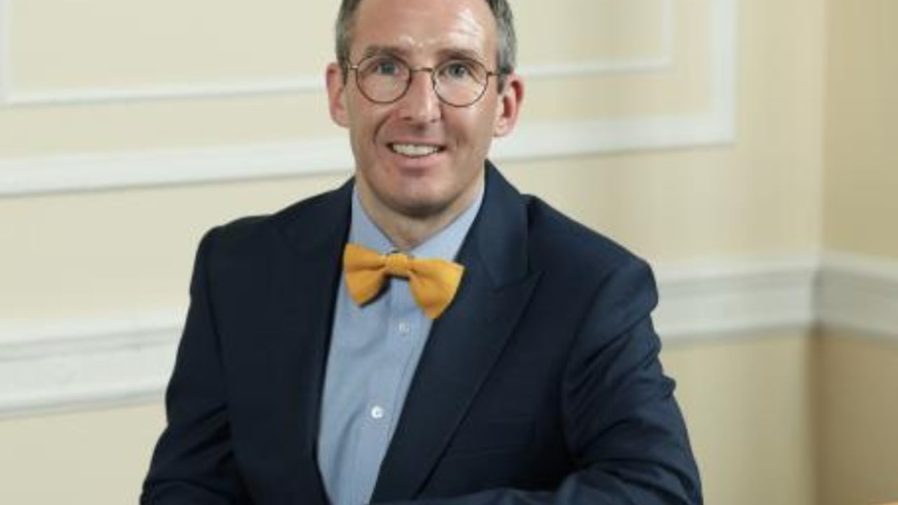 Minister Andrew Muir