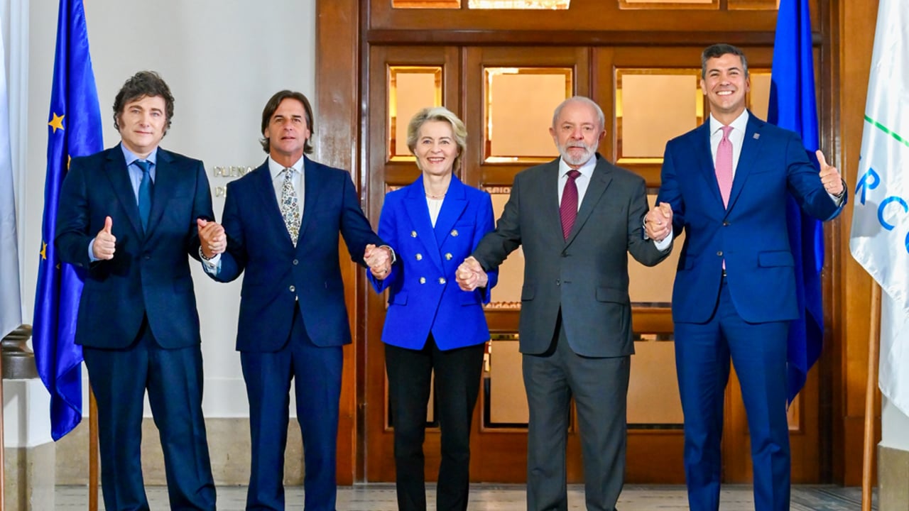 (centre) President of the European Commission,  announcing the EU-Mercosur trade deal in Uruguay  in December 2024 Source: European Union