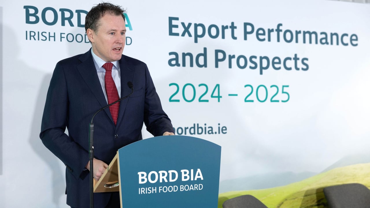 Trump tariff threat a 'lose-lose scenario' - minister