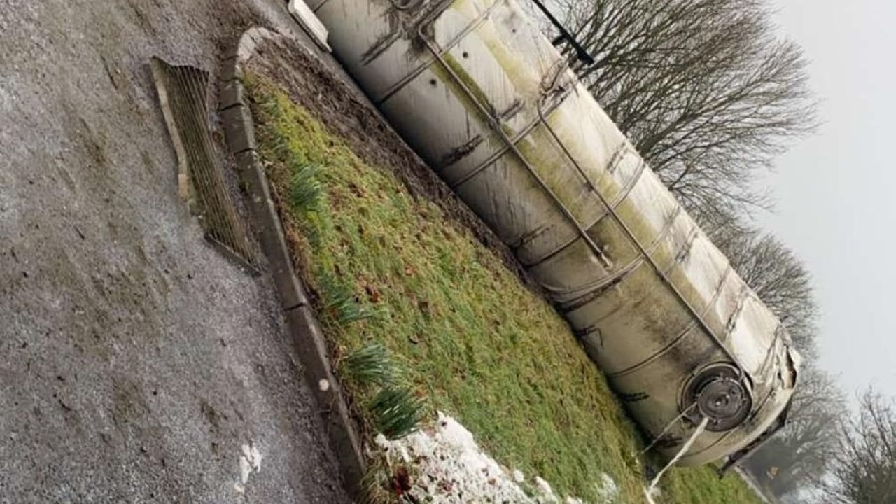 Man injured after collision involving milk tanker on Cork road