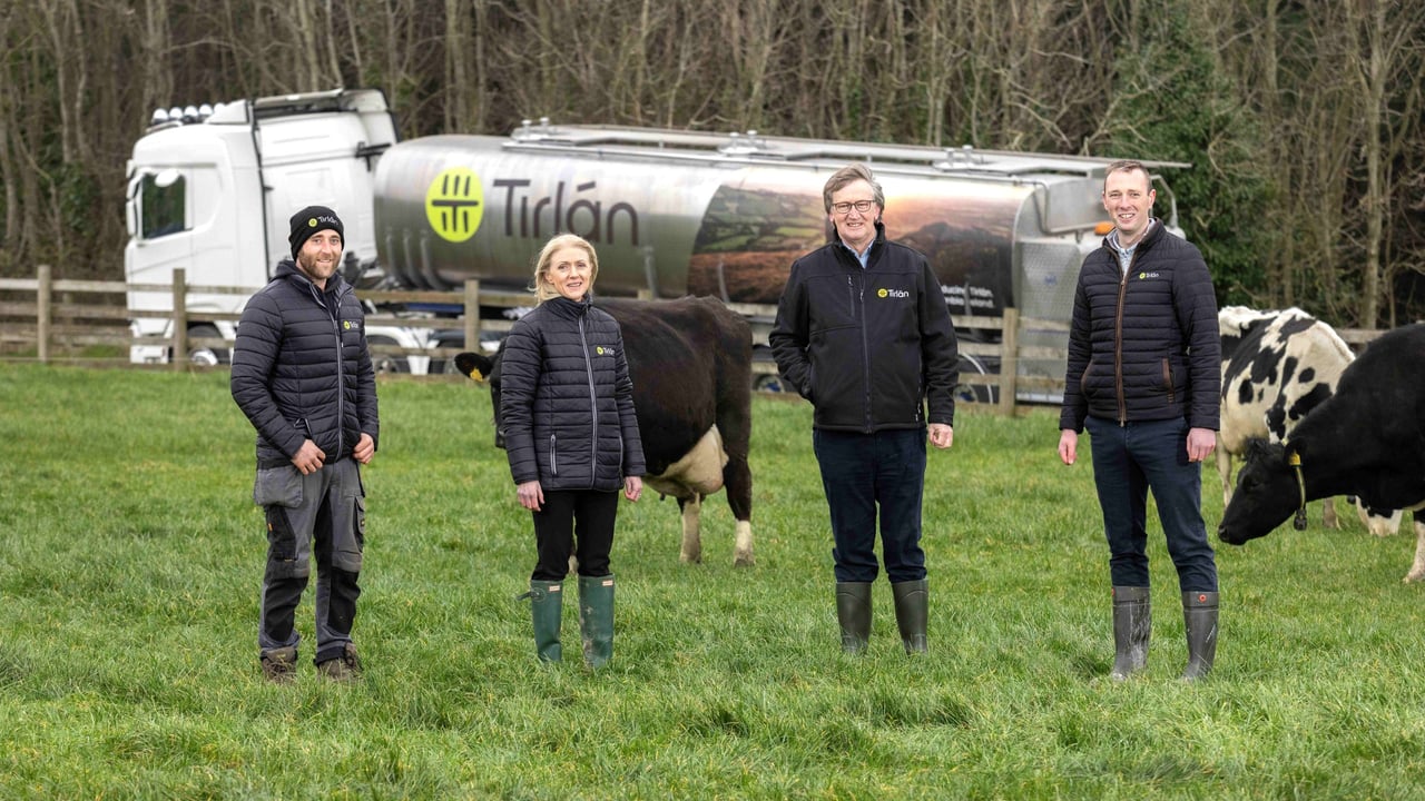 (L-R) Dean Kelly, Tirlán milk supplier, Ailish Byrne, chief agribusiness growth officer, John Murphy, chairperson, and Bryan Harte, ruminant technical specialist, at the launch of the Tirlán Milk Solids Growth programme
