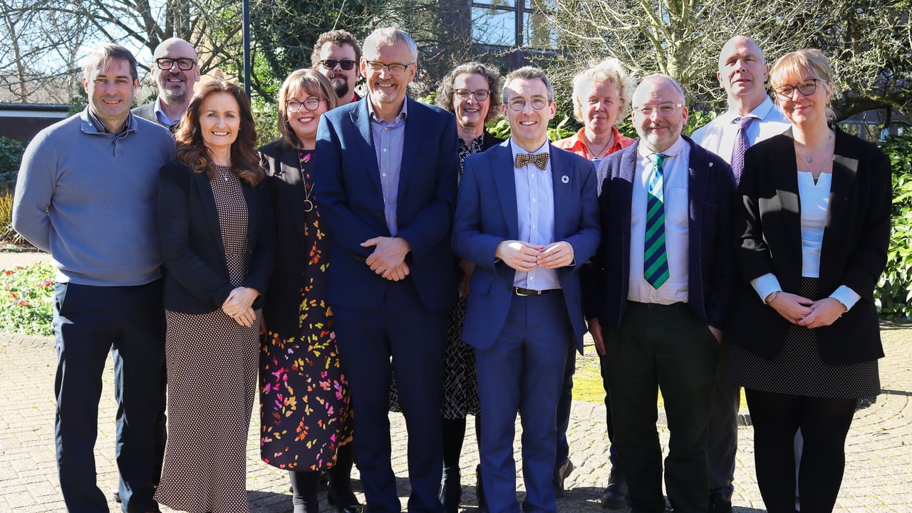 Minister Muir pictured with the High-Level Science Advisory Group at their inaugural meeting.
Source: DAERA