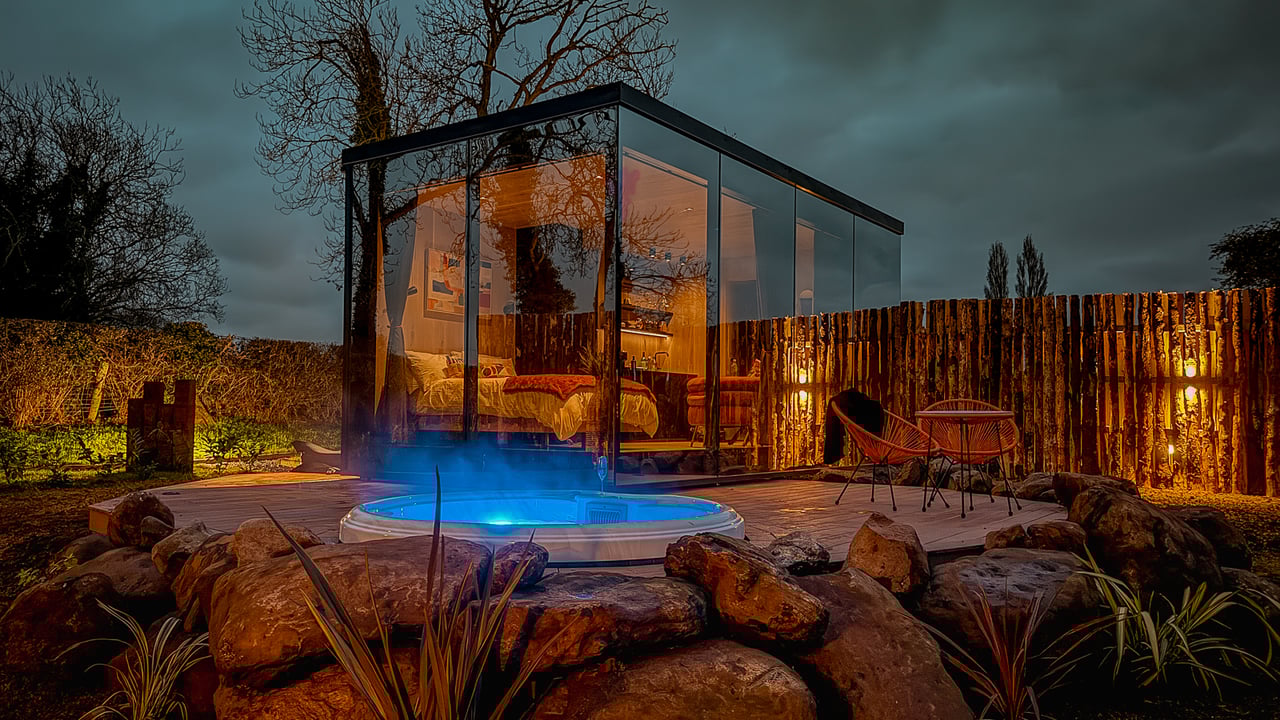 Mirror houses respond to demand for nature immersive breaks