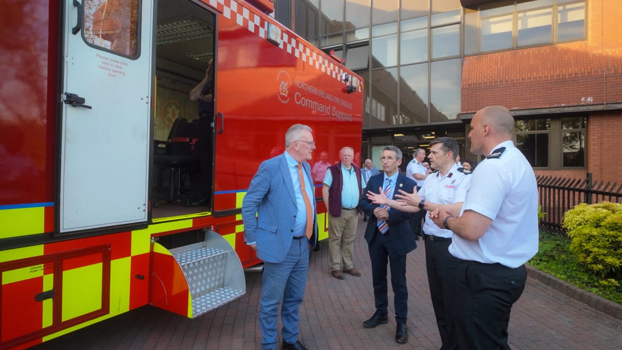 The Health and Agriculture, Environment and Rural Affairs ministers, Mike Nesbitt and Andrew Muir met with NIFRS personnel this week