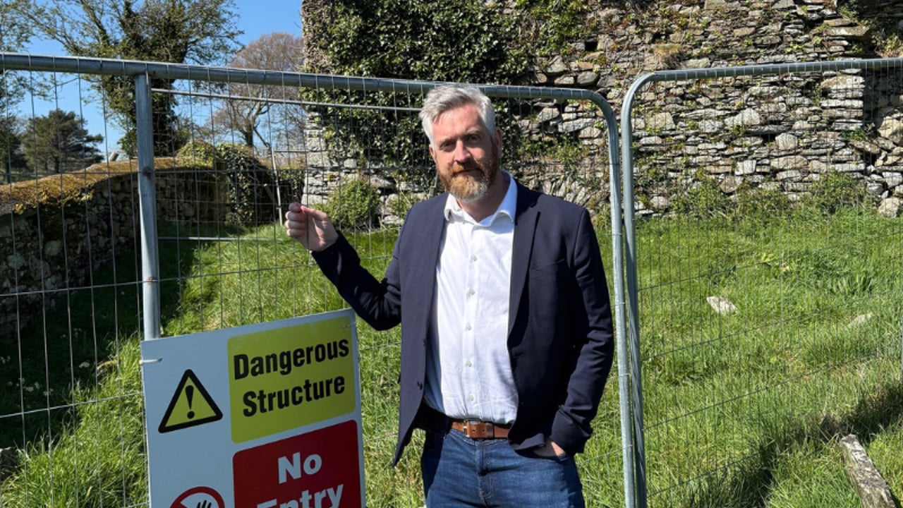 Minister O’Sullivan at Abbeymahon Cistercian Abbey, between Timoleague and Courtmacsherry. Image source: Minister O'Sullivan