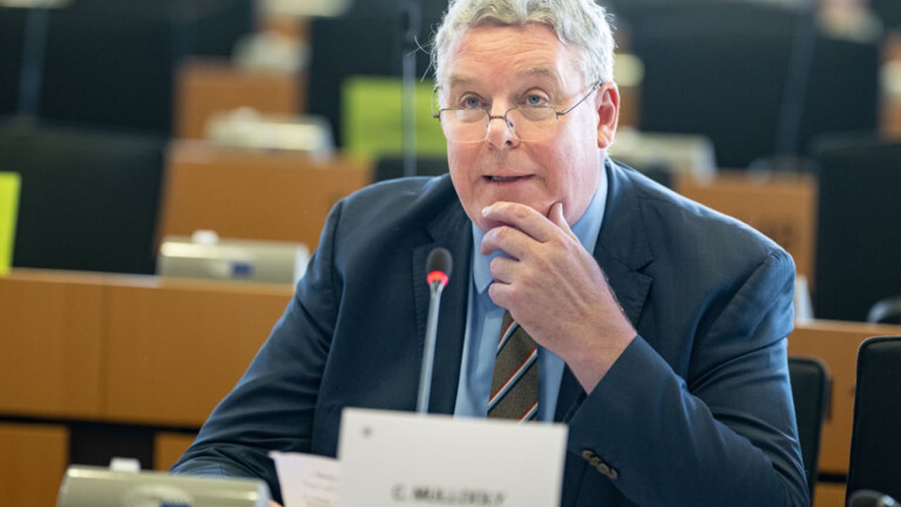 MEP tells commission 'stop moving goalposts' on derogation