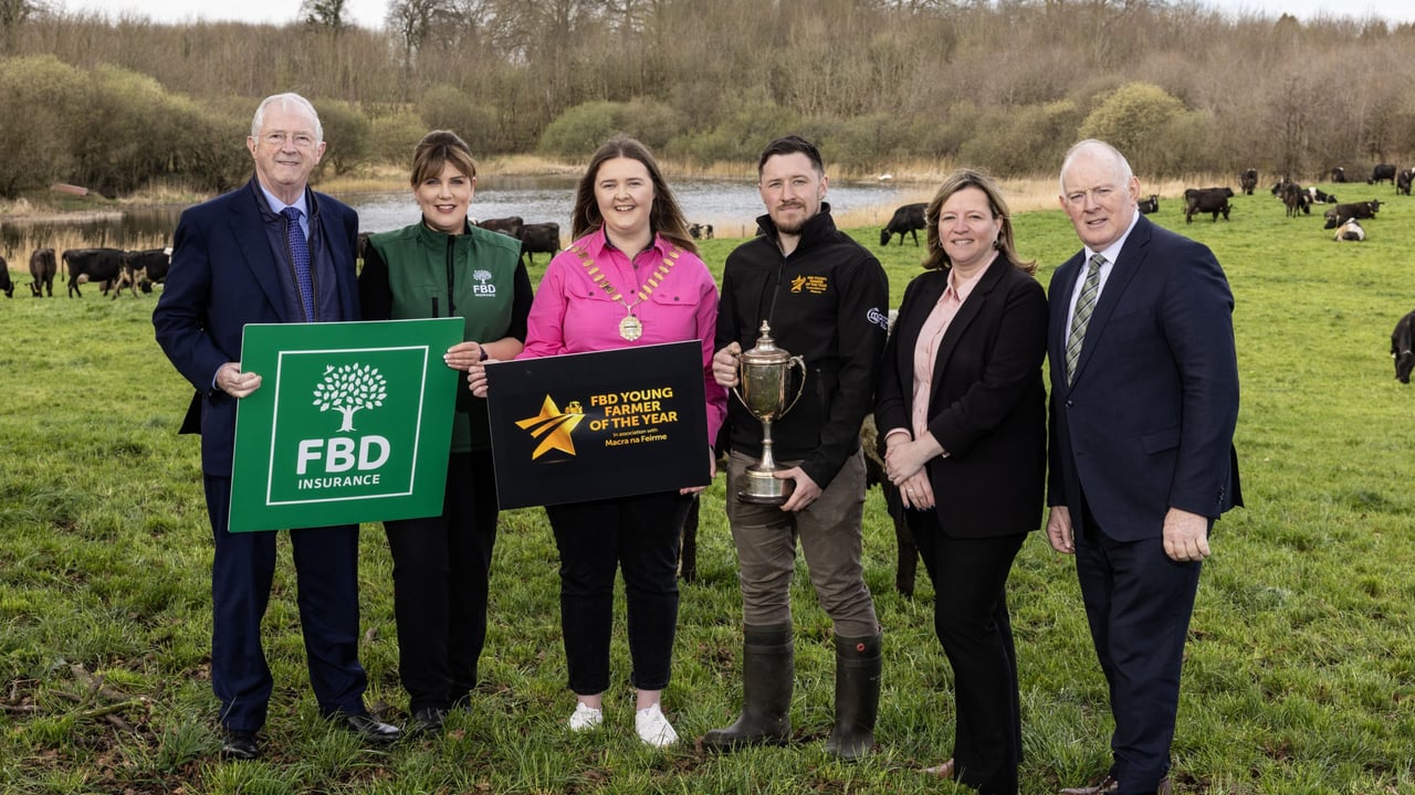 Pictured at the launch of the 2025 Young Farmer of the Year competition (l-r): Michael Berkery, FBD; Barbara Allen, FBD; Elaine Houlihan, Macra; Christopher Cahill, 2024 FBD Young Farmer of the Year; Emer O’Byrne, FBD; Francie Gorman, IFA. Source: FBD