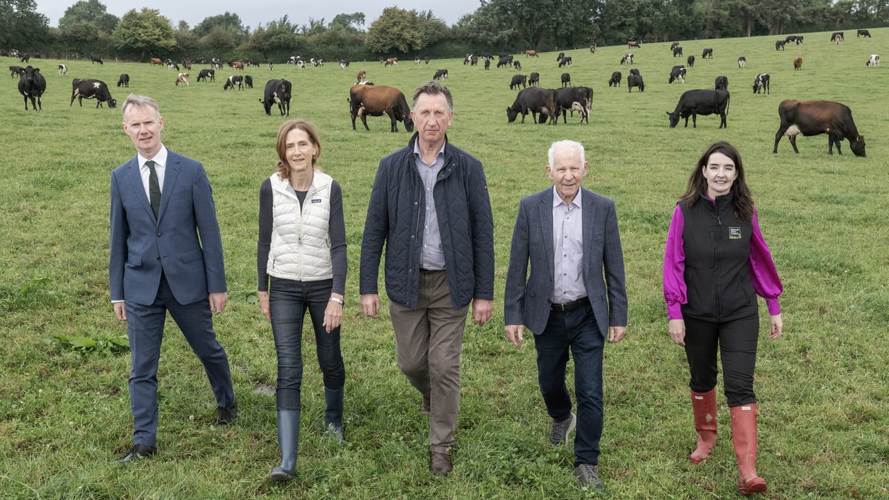 At an open day on the Kennedy family farm are (L-R) Conor Galvin, chief executive Ornua, hosts Derval and Aidan Kennedy, Drangan, Dr David Gleeson, Teagasc, and Emma Walls, chief executive, National Dairy Council.  Source: O'Gorman Photography