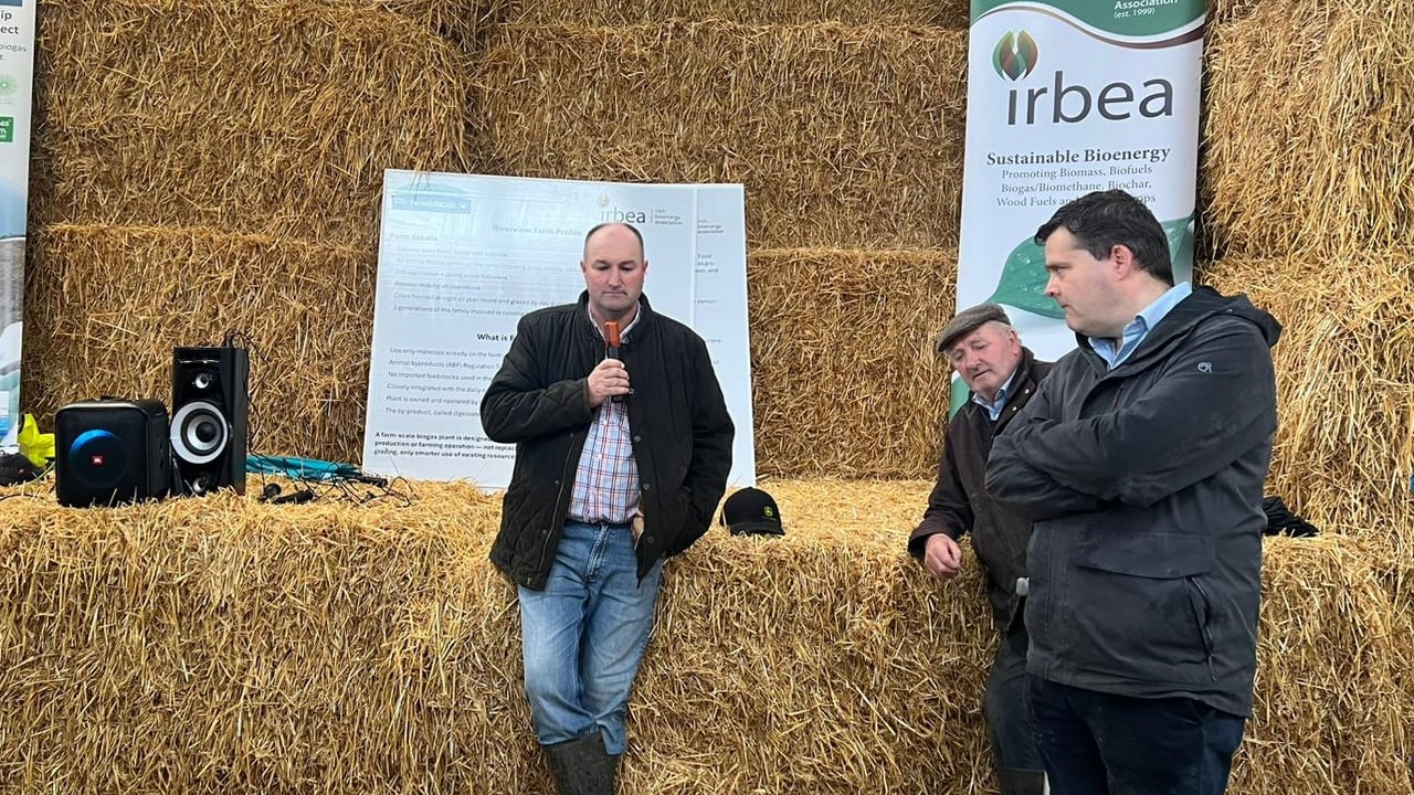 Brendan Gildea speaking at the open day at Riverview Farm, Dunmore, Co. Galway with his father to the right along with IrBEA CEO Sean Finan