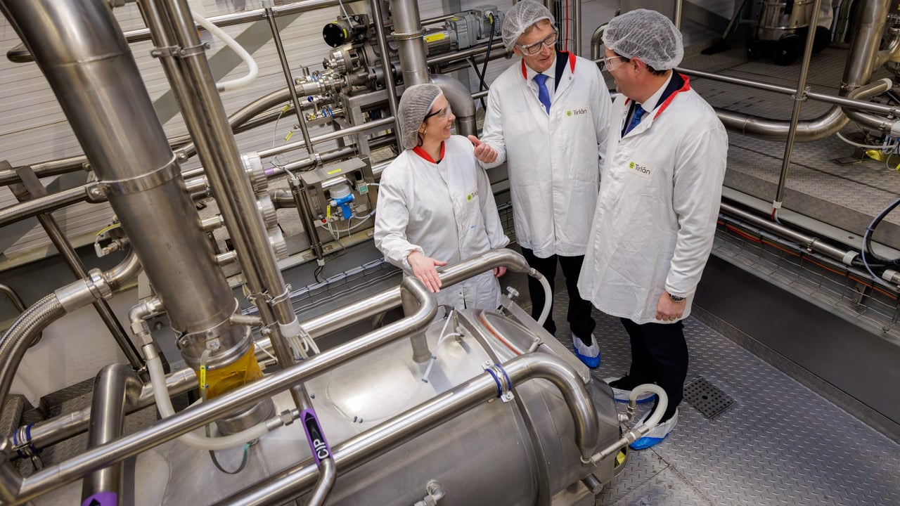 L-r: Michelle Collins, director of Research & Development; John Murphy, chairperson; Minister for Agriculture, Food and the Marine, Martin Heydon. Image: Dylan Vaughan