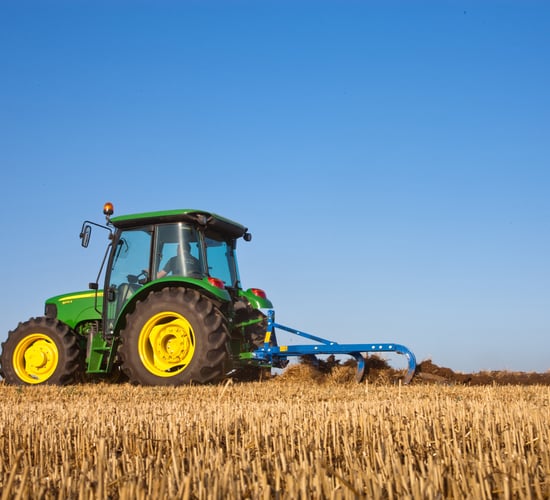 Fancy working on a farm abroad? USIT has over 50 jobs in Canada