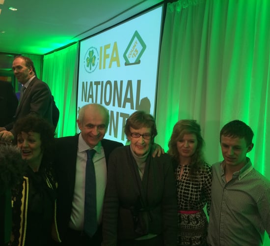 Downey slams supermarkets in acceptance speech