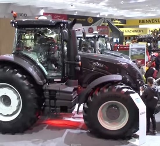 See the video of the Valtra award-winning tractor at the SIMA show
