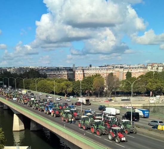 Pics: Thousands of French farmers protest in Paris