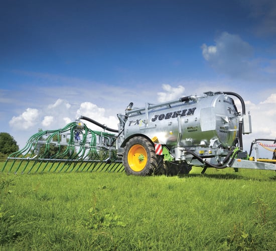 Pics: New Joskin slurry spreader ideal for wet ground