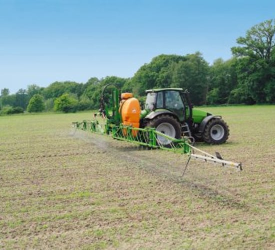 The Amazone sprayer grass men are going mad for