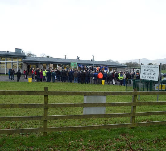 Pics: Farm groups protest against possible Regional Veterinary Labs closures