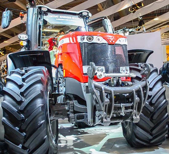 Massey Ferguson brings 400 horses to SIMA 2017