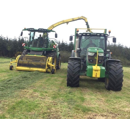 Pics: Deere fleet tackles into silage campaign in Kilkenny...in April