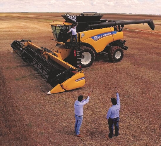 439t of soybean in 8 hours...with a twin-rotor giant
