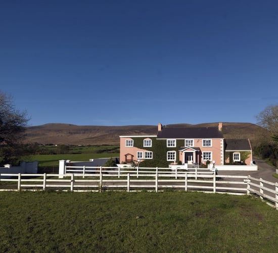 Farmhouse B&amp;B bookings rise 40% in first quarter