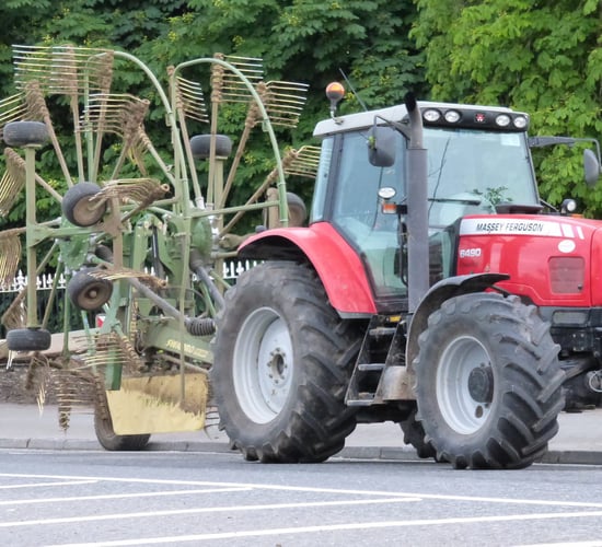 Revealed: The 5 causes of most machinery accidents on the road