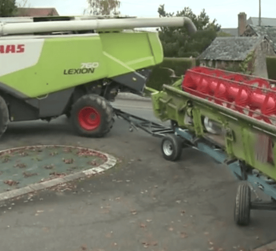 Video: Header trailer 'cuts no corners' in transportation