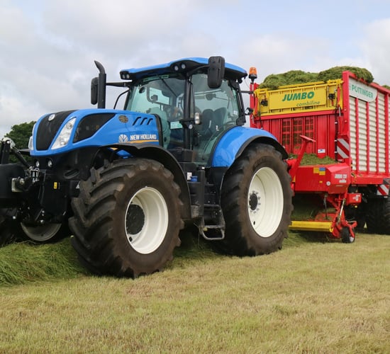 Pics: Tri-axle wagon is a 'weapon of grass destruction'