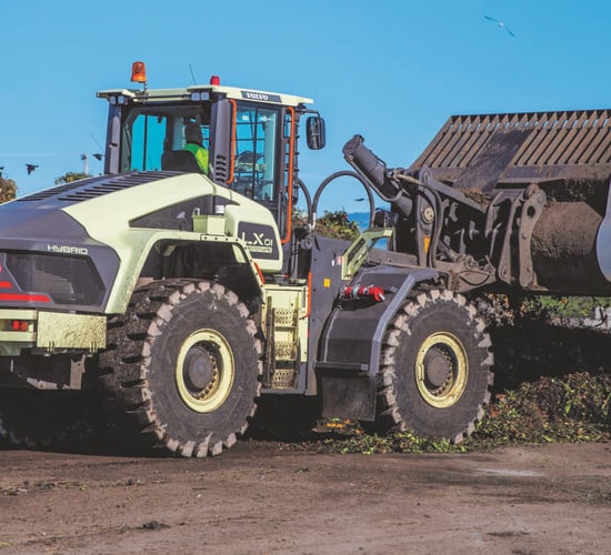 Volvo hybrid loading shovel 'boosts fuel efficiency by 50%'