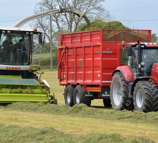 October sales of new tractors in UK below last year's level