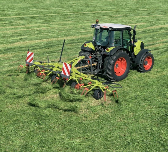 Claas adds smaller tedders and rakes to its line-up